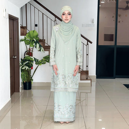 Hasmira Kurung