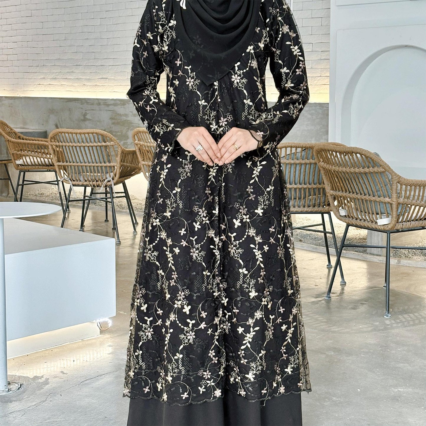Noura Abaya
