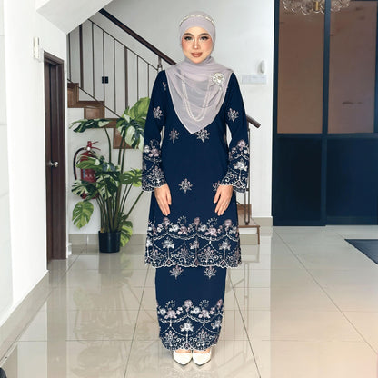 Ferra Kurung
