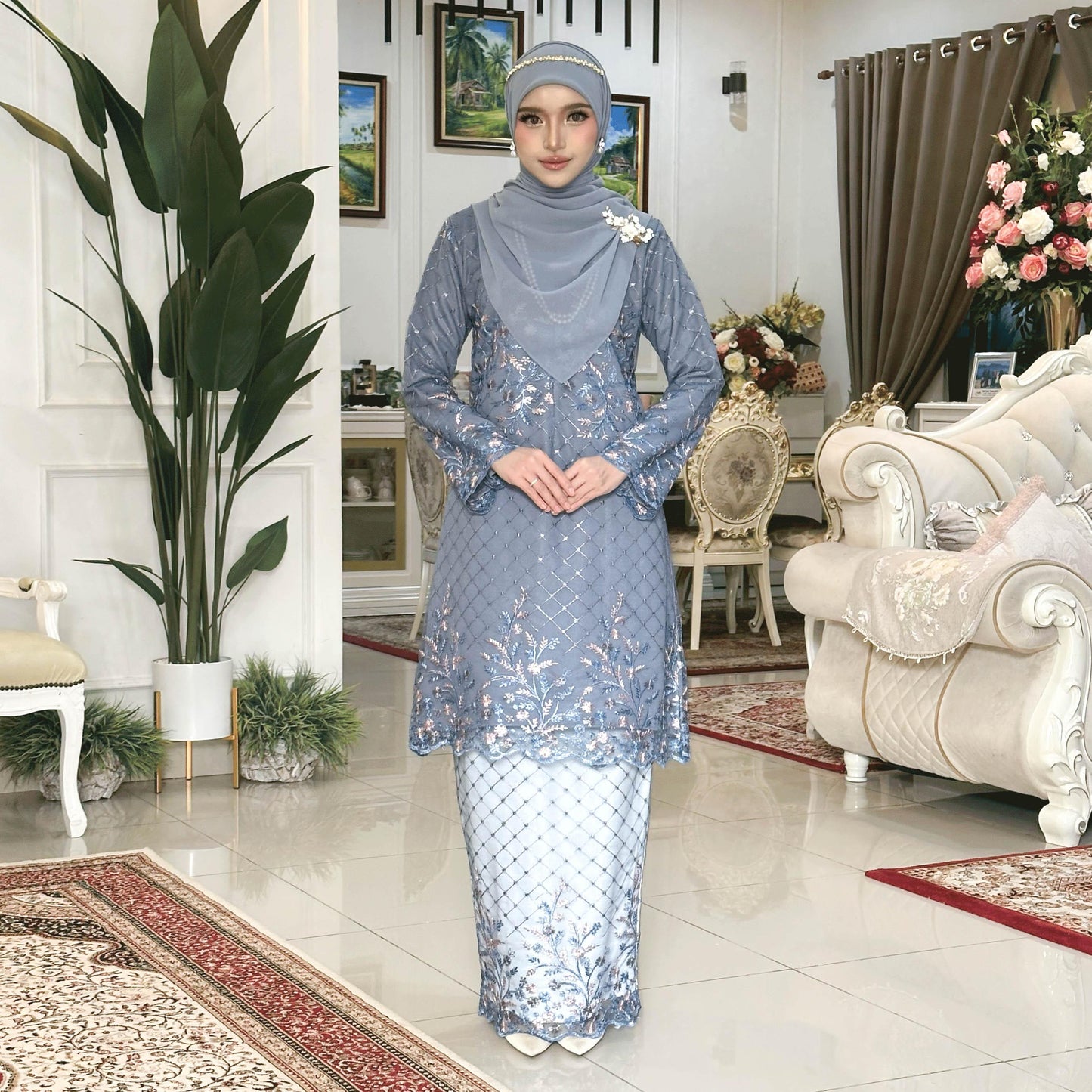 Nellisa Kurung