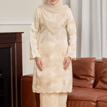 Laurabelle Kurung
