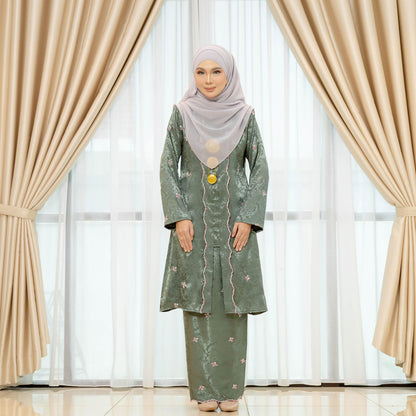 Dewi Kebaya