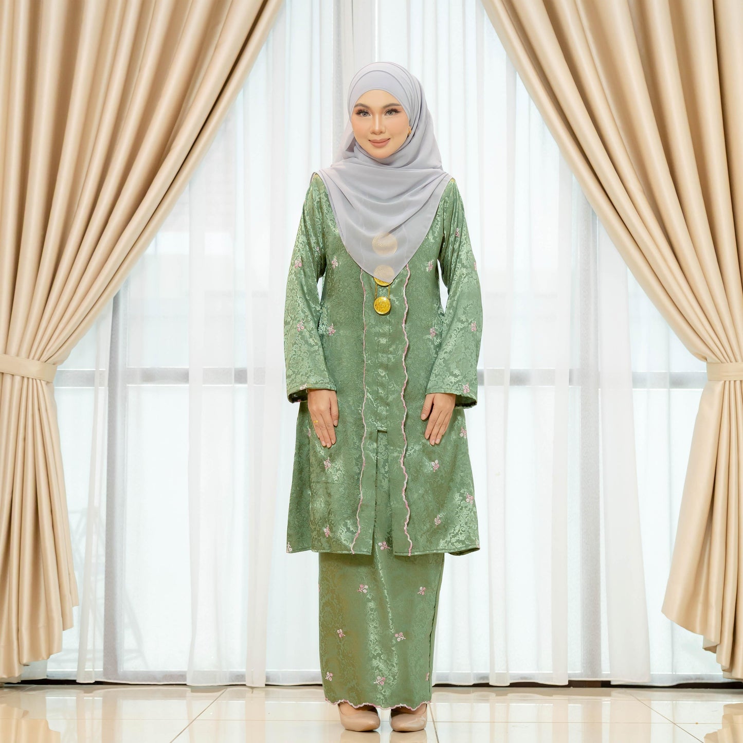 Dewi Kebaya