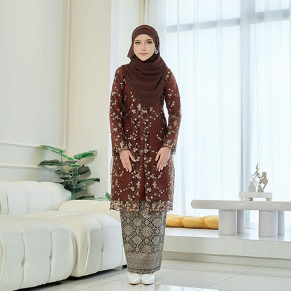 Lovelle Kurung