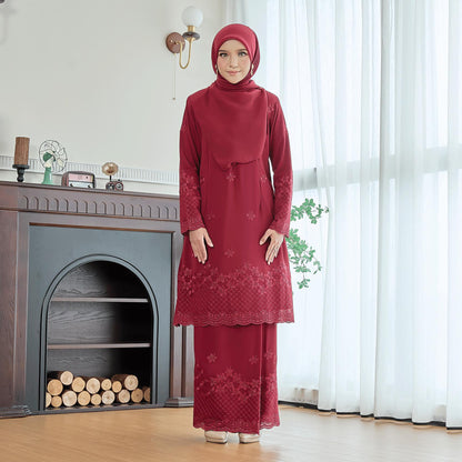 Jeena Kurung