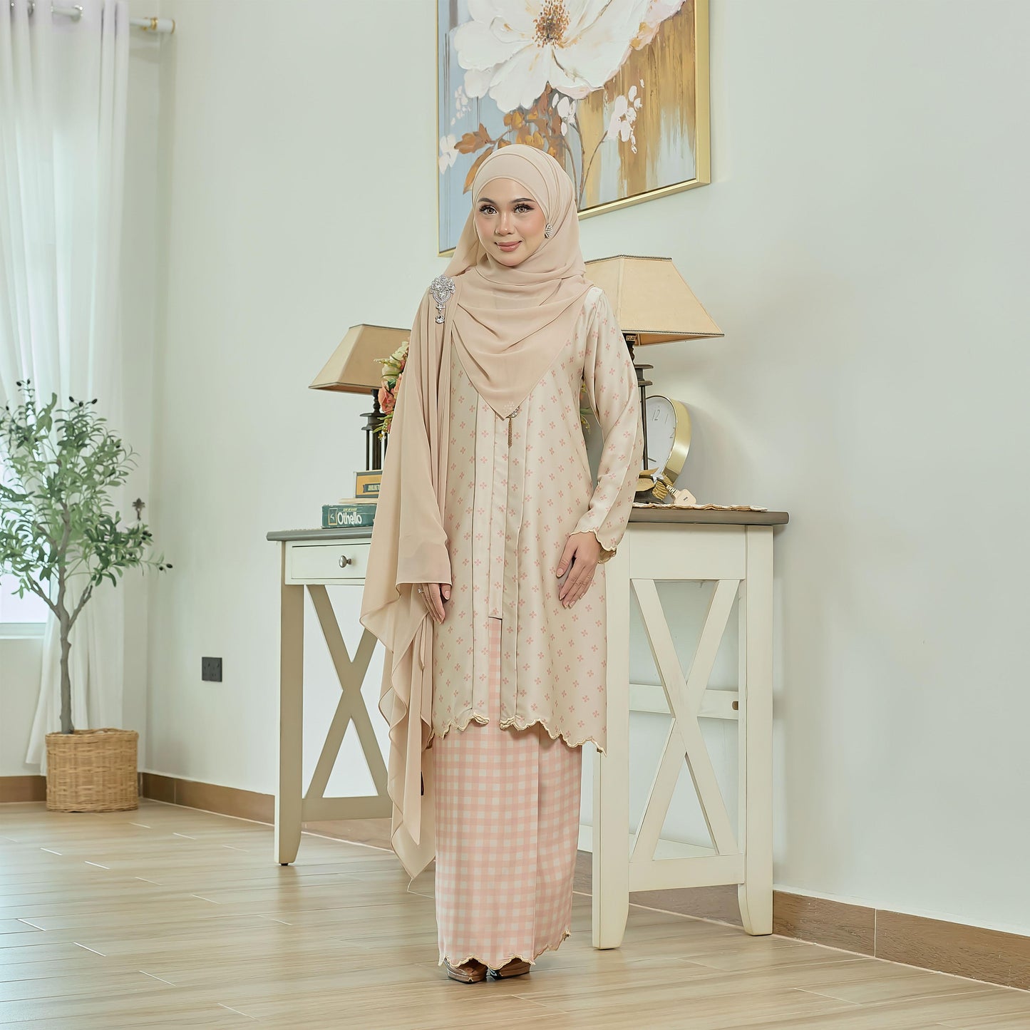 Herlyna Kebaya