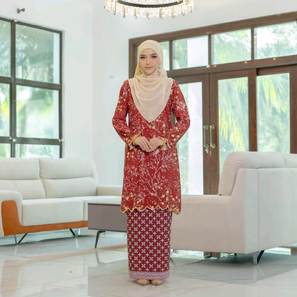 Sonia Kurung
