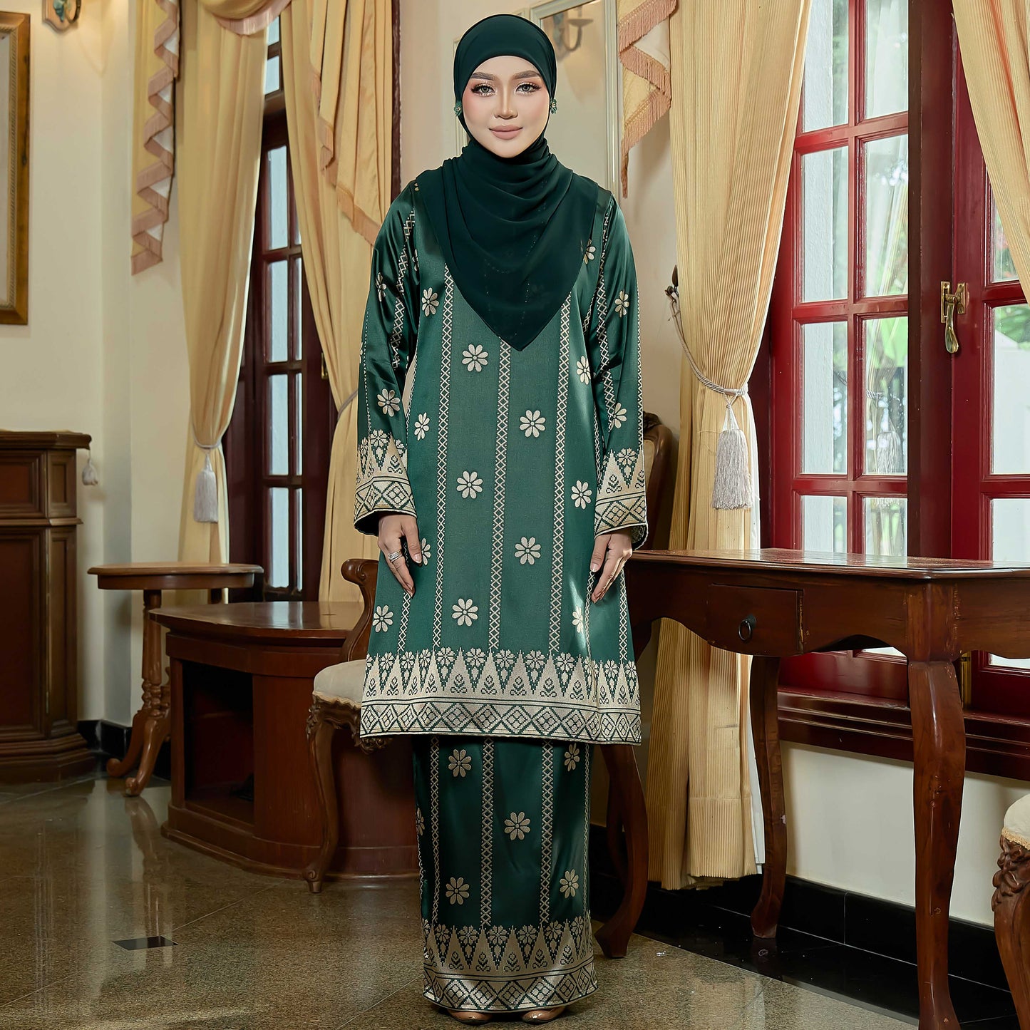 Kenanga Kurung