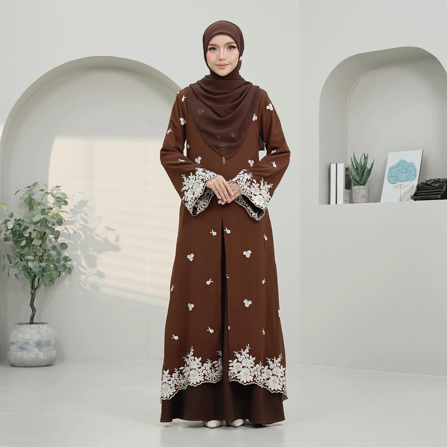 Safwa Abaya