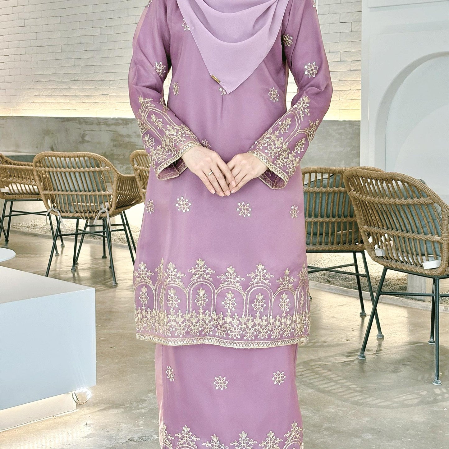 Lumiera Kurung
