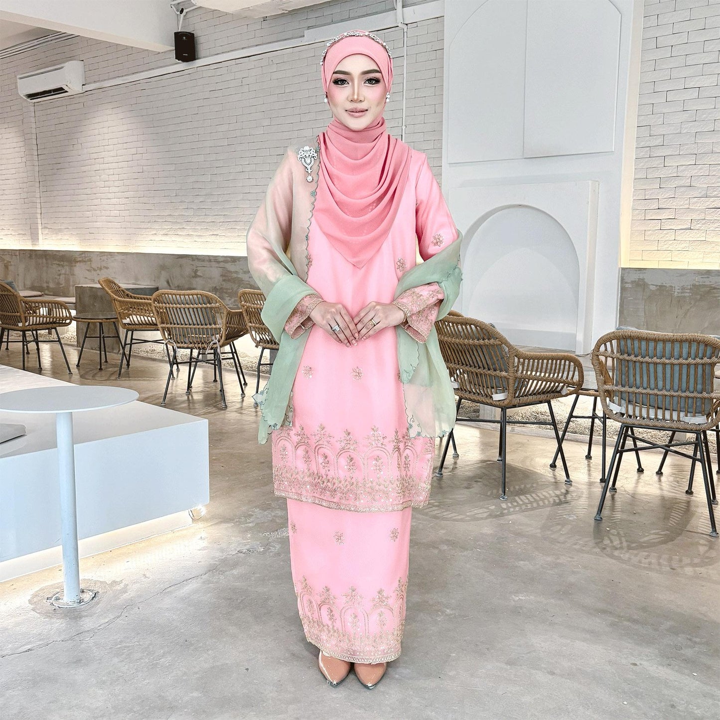 Lumiera Kurung
