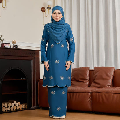 Claura Kurung