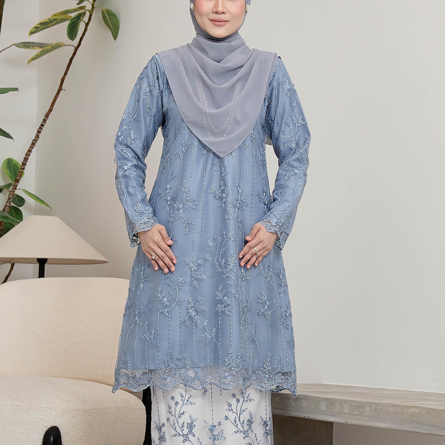 Mardelia Kurung