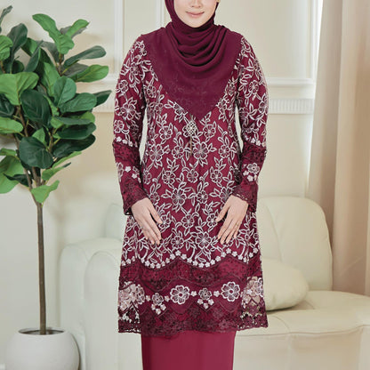 Arisya Kurung