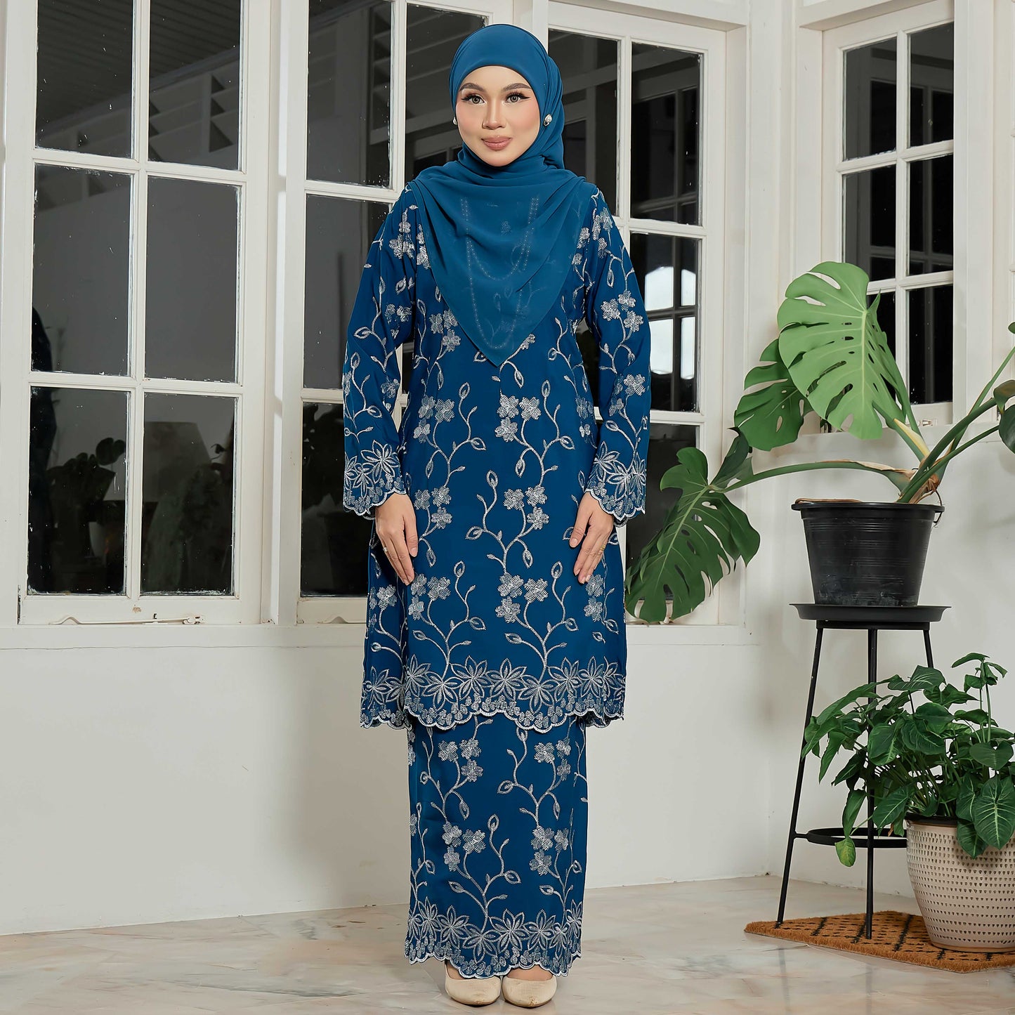 Elviera Kurung