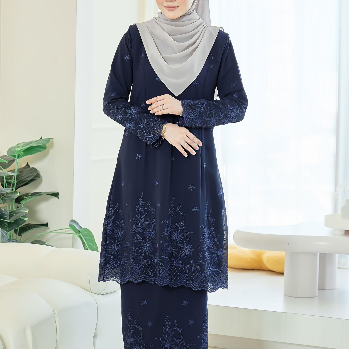 Leeya Kurung