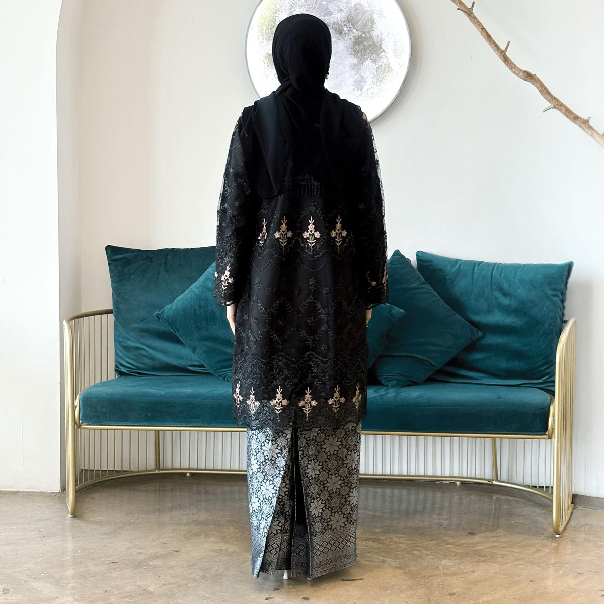 Milana Kurung