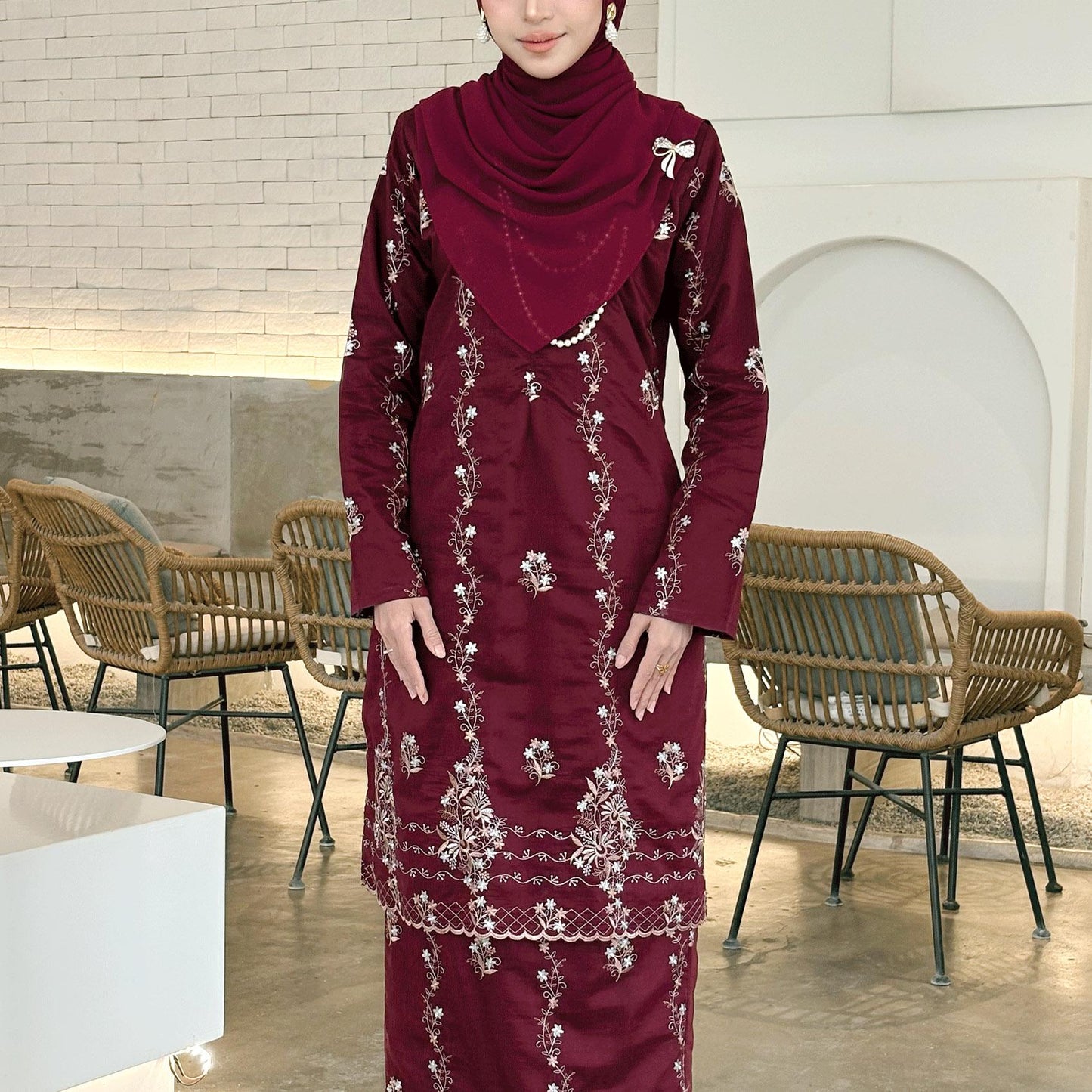 Sandra Kurung