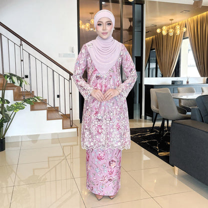 Catrine Kurung