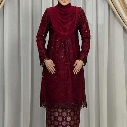 Adira Kurung