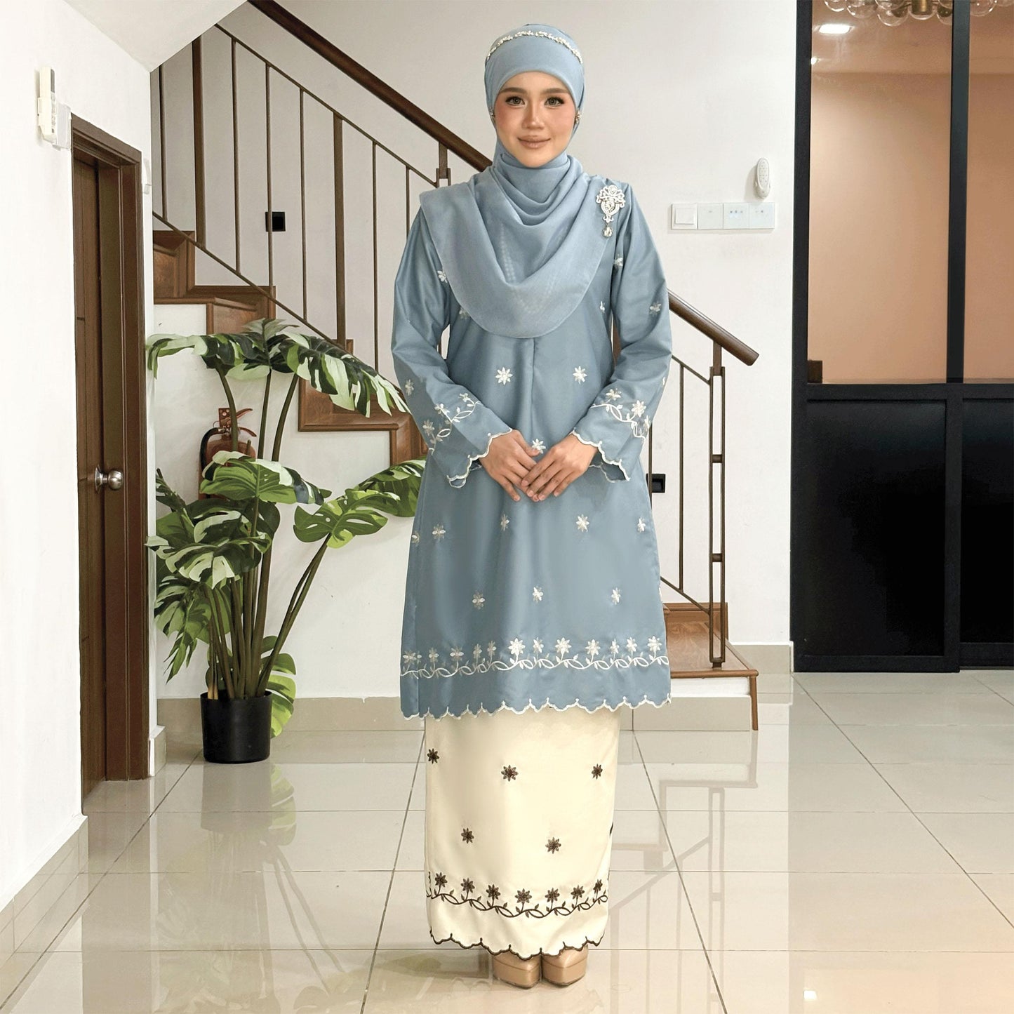 Widura Kurung