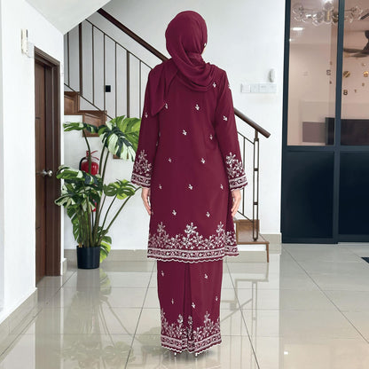 Clarisa Kurung
