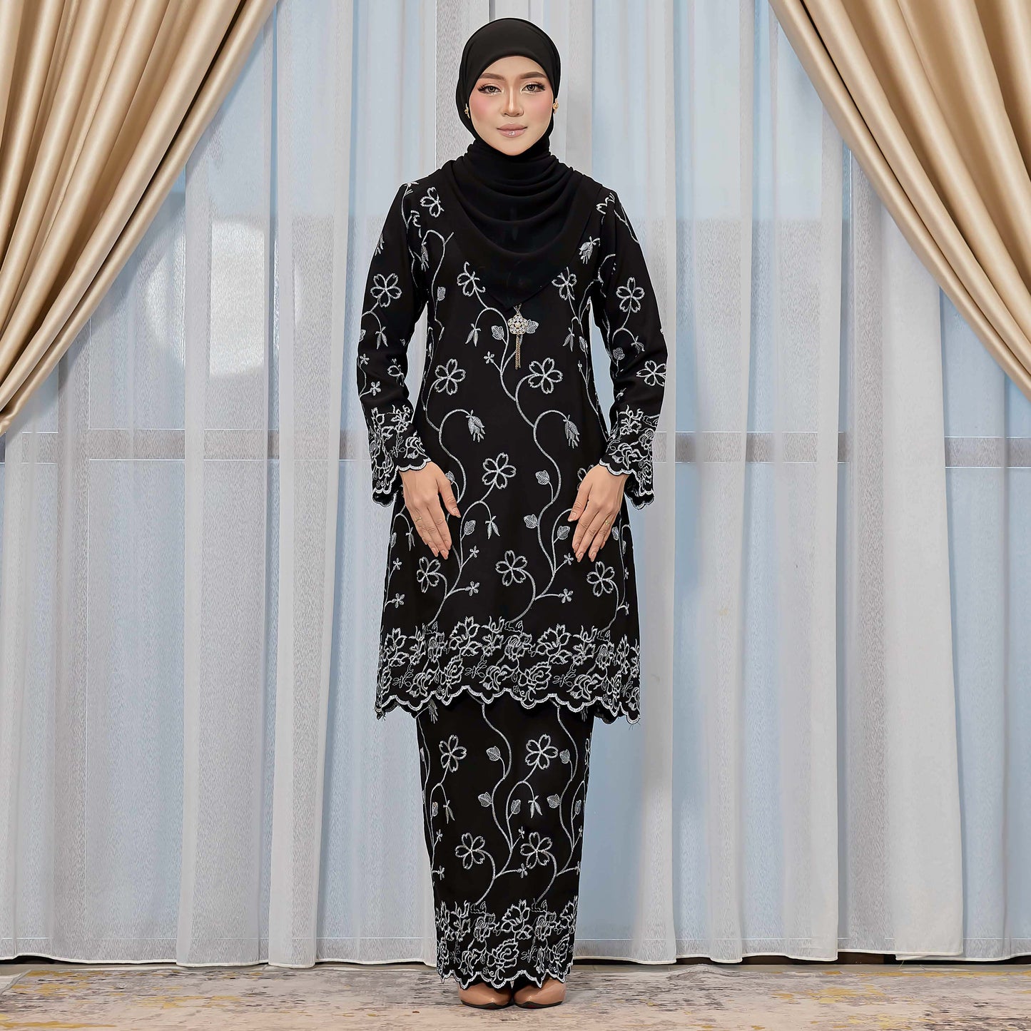 Evonna Kurung