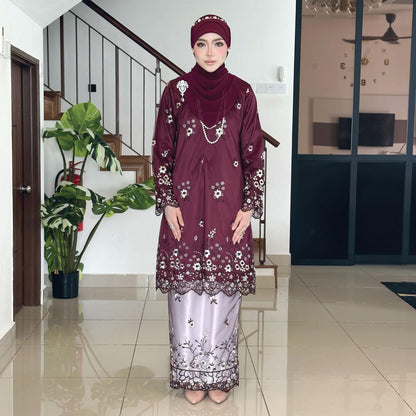 Dellina Kurung