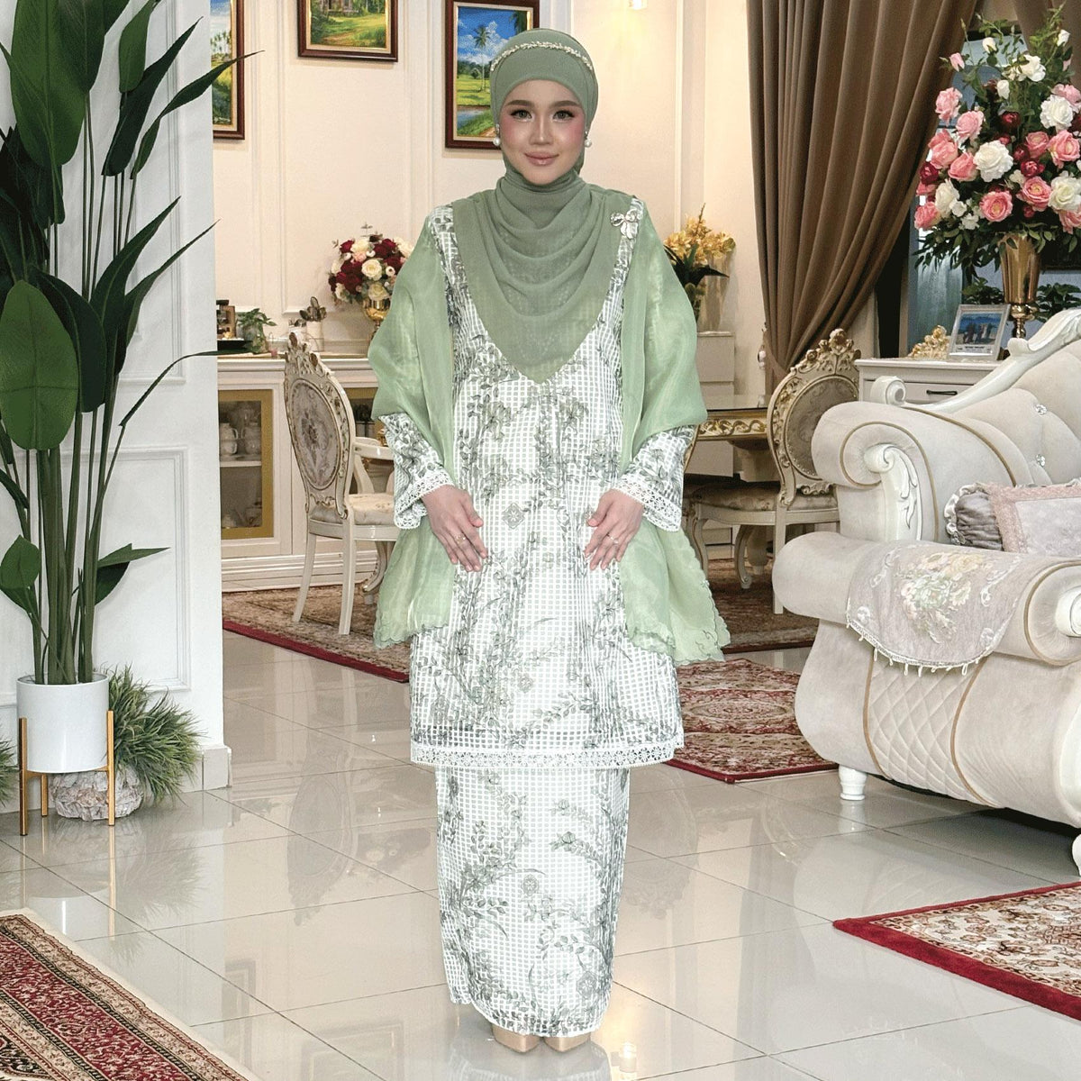 Sally Kurung