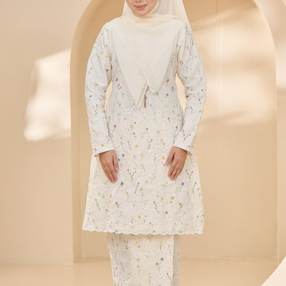 Rosette Kurung