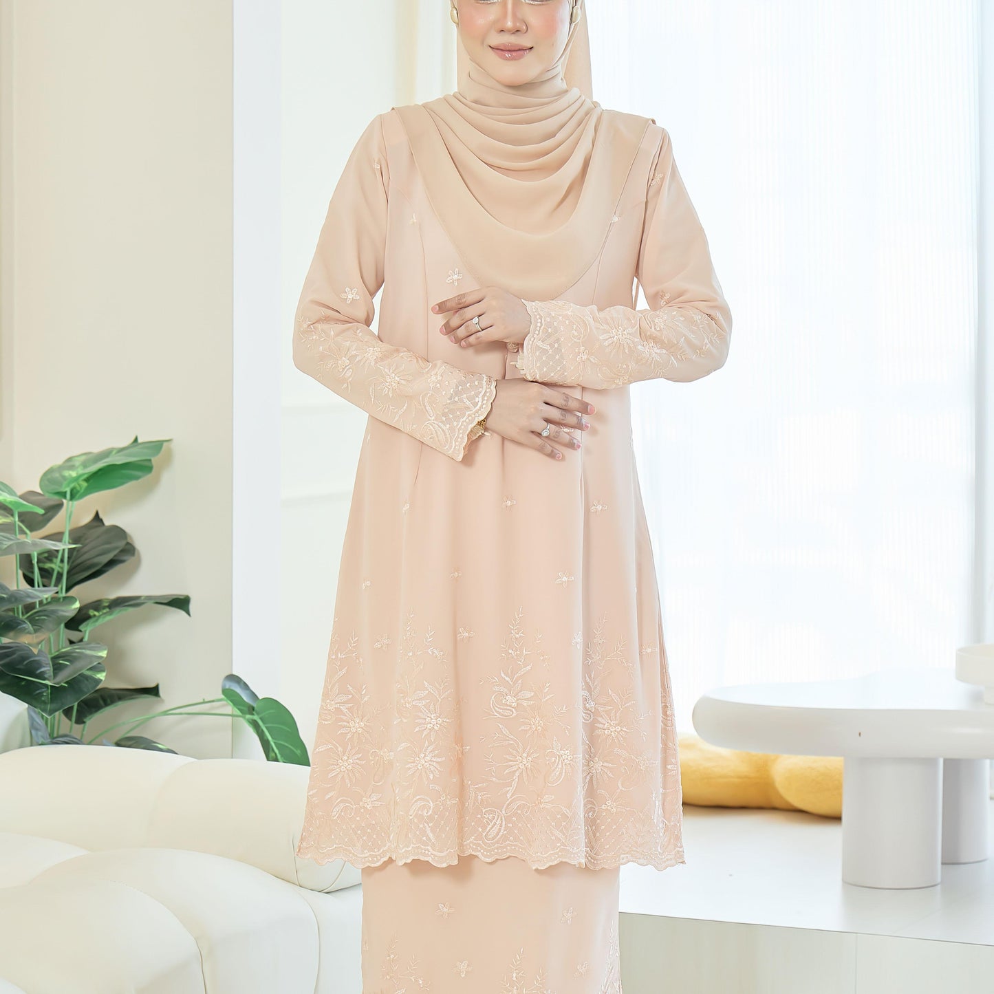 Leeya Kurung