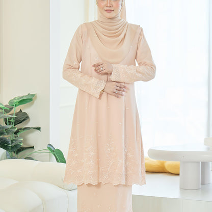 Leeya Kurung