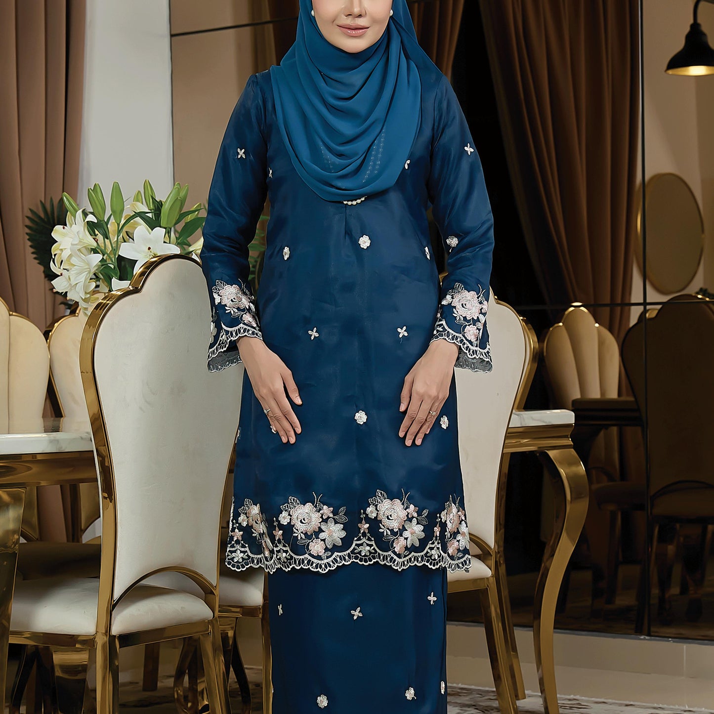 Velina Kurung