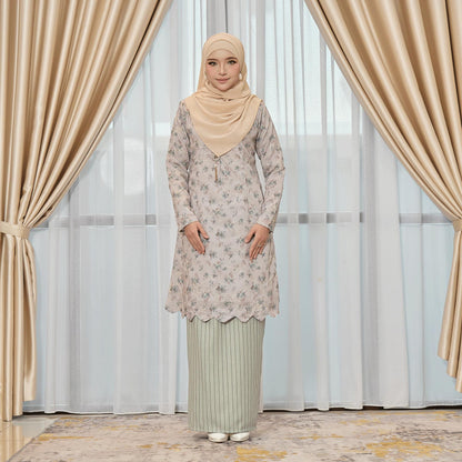 Sabira Kurung