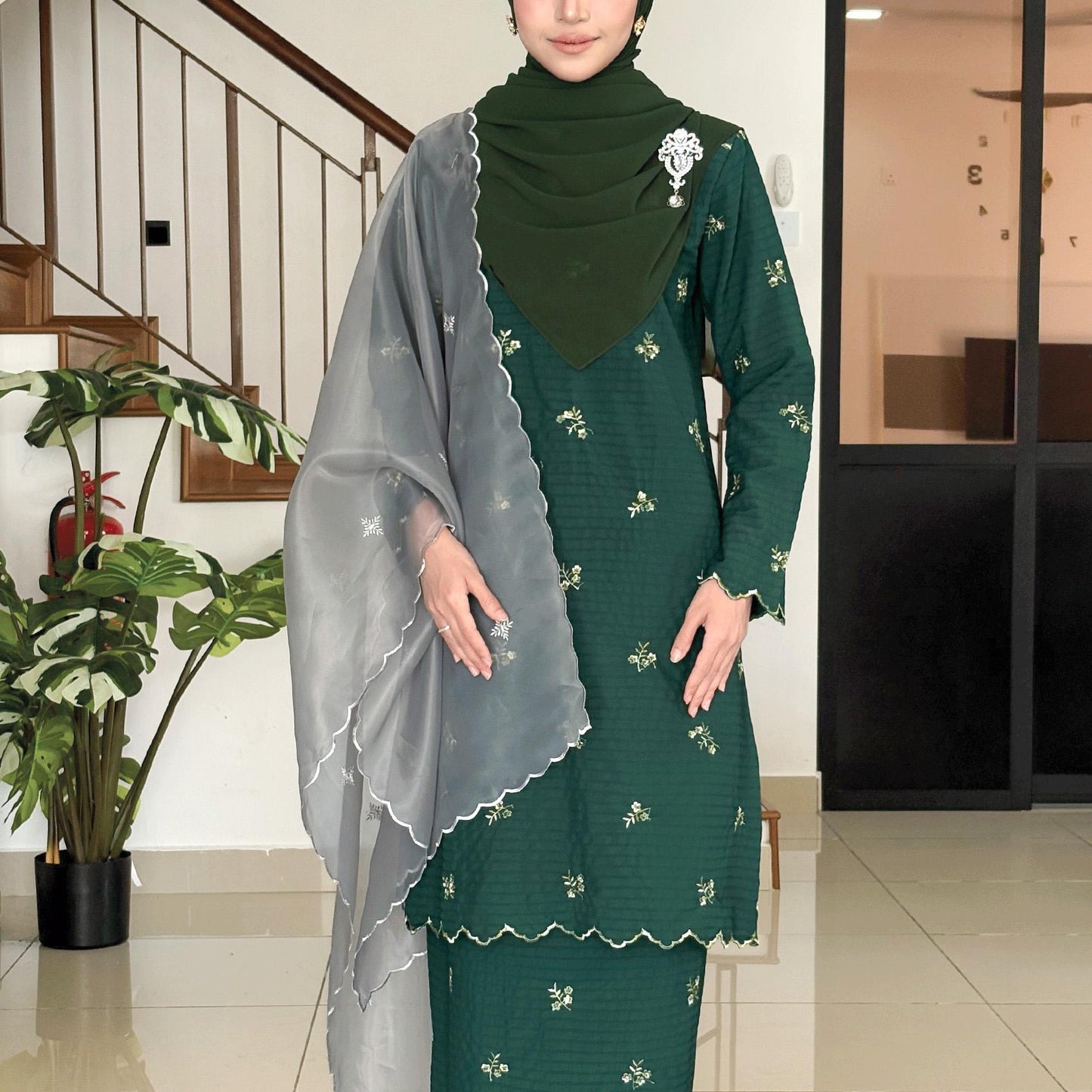Sufina Kurung