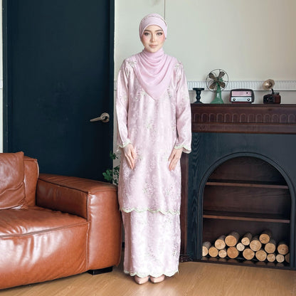 Indah Kurung