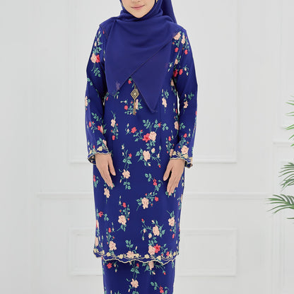 Younna Kurung