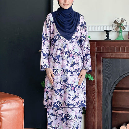 Alia Kurung