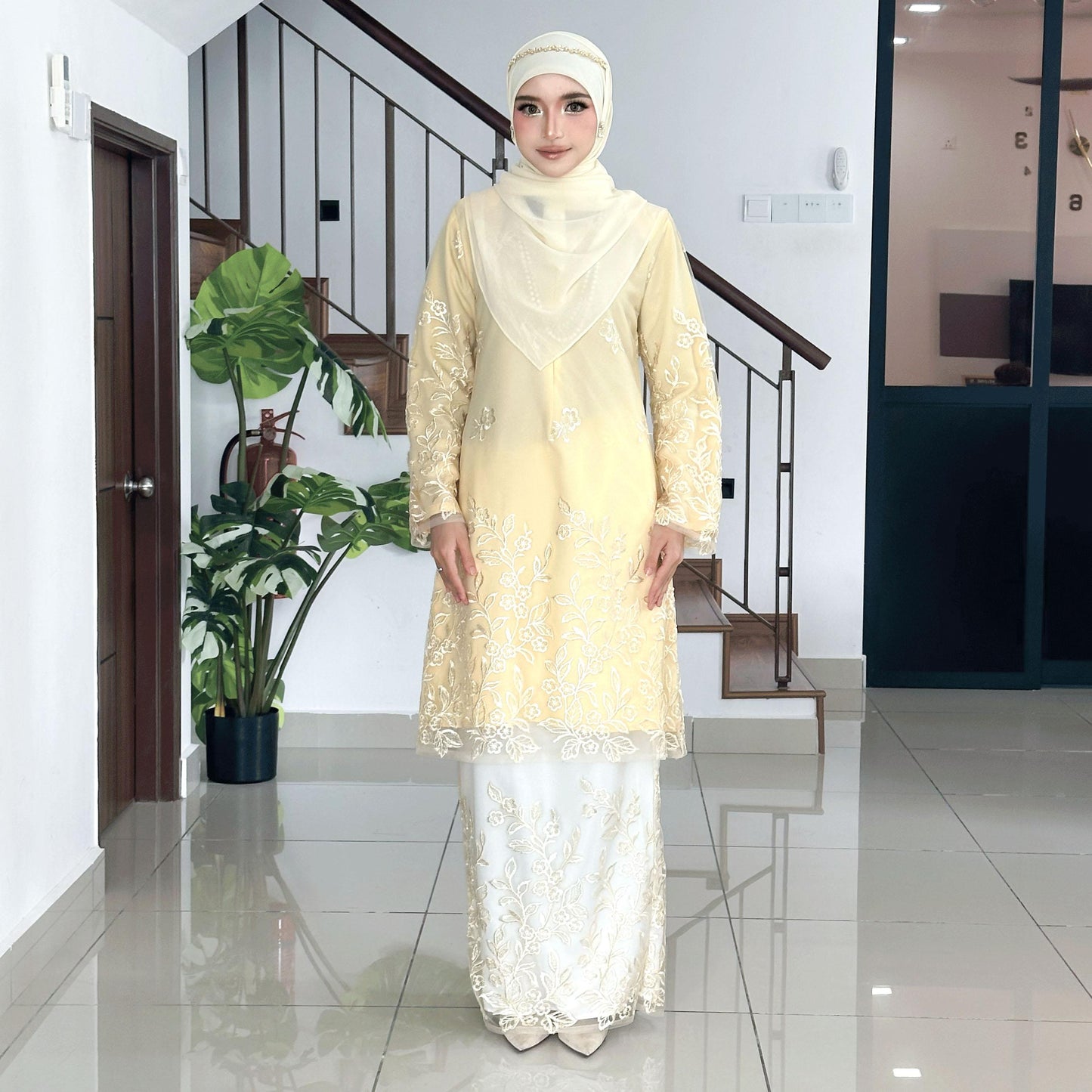 Dyana Kurung