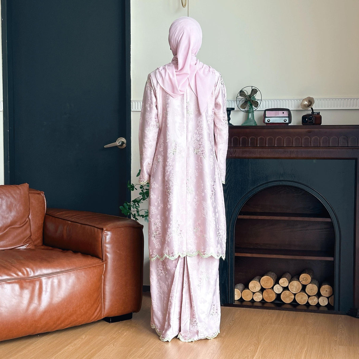 Indah Kurung