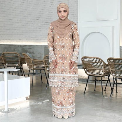 Zalea Kurung