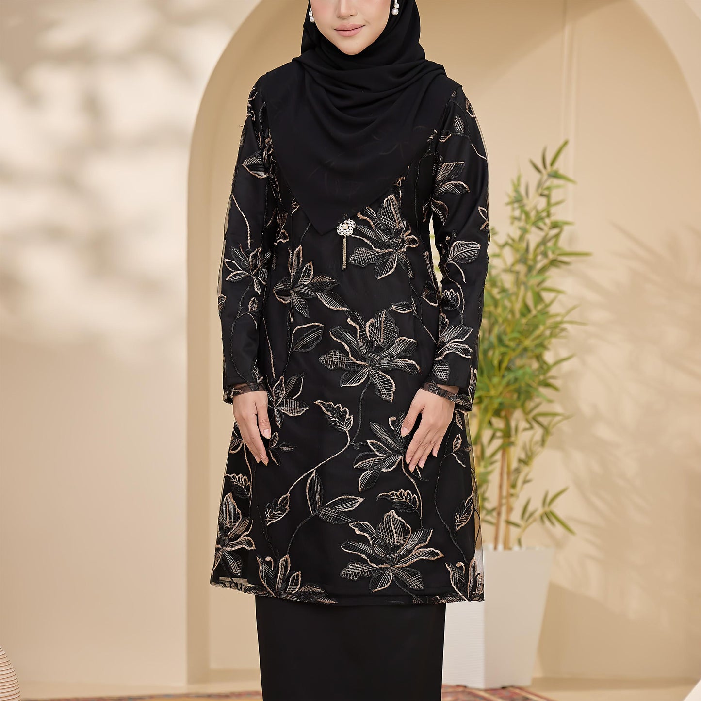 Caralyn Kurung