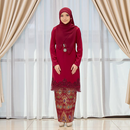 Ning Ayu Kurung