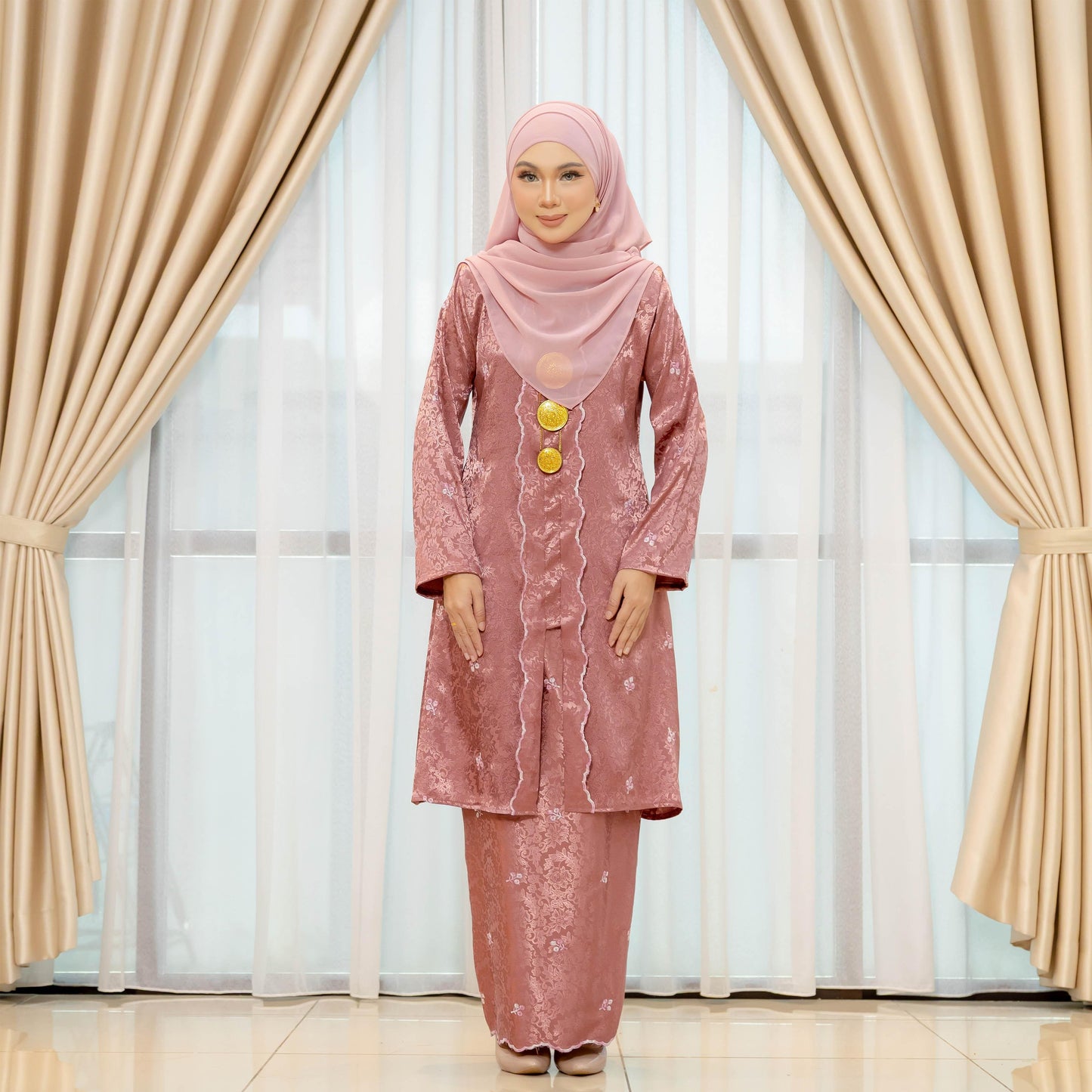 Dewi Kebaya