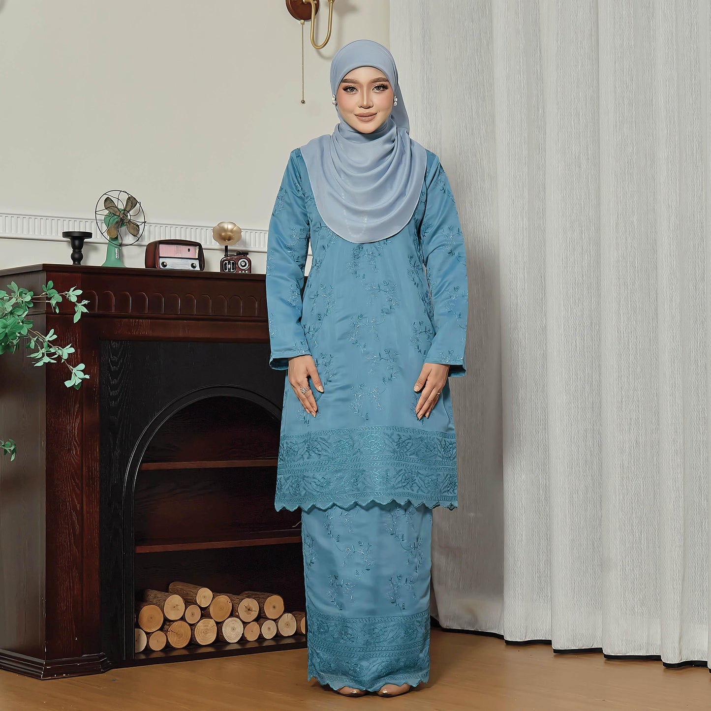 Laudya Kurung