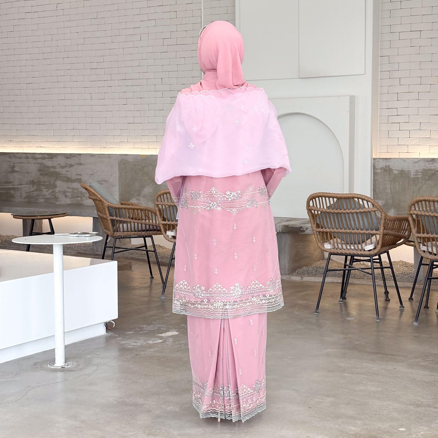 Khalisa Kurung