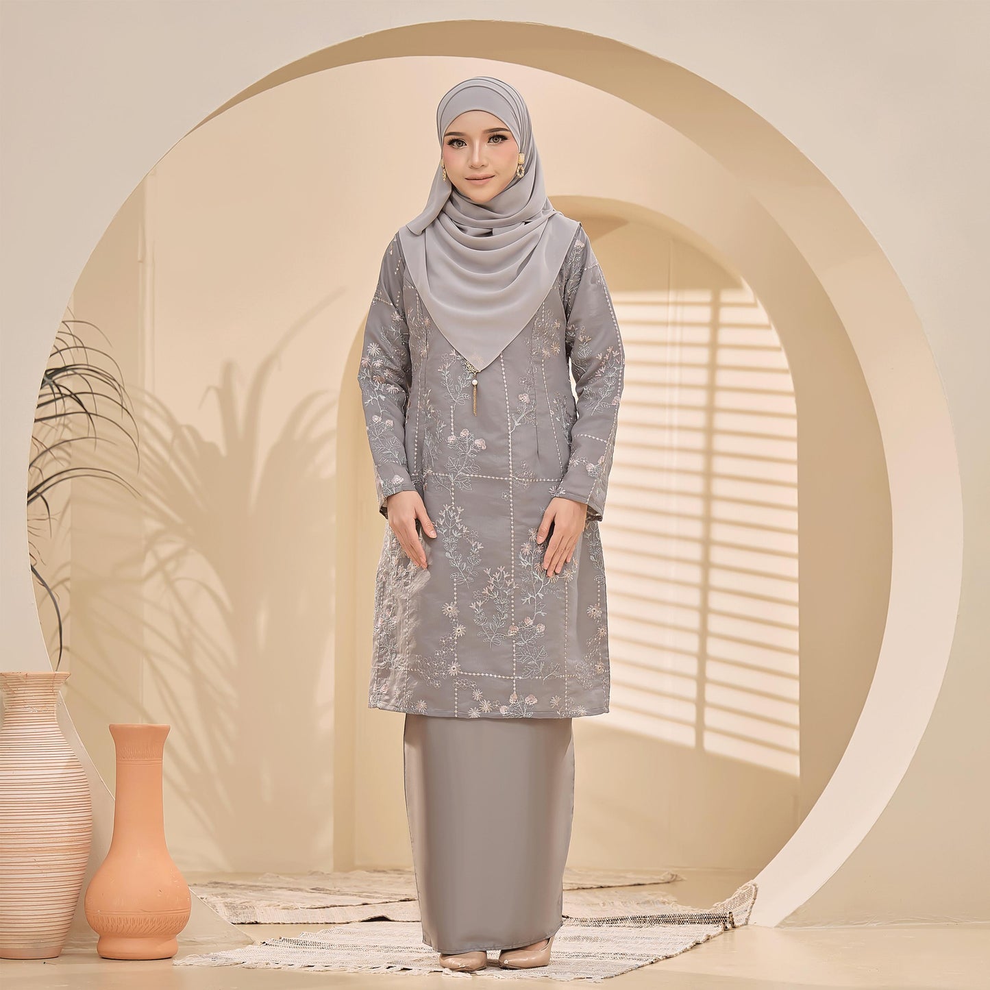 Bianca Kurung