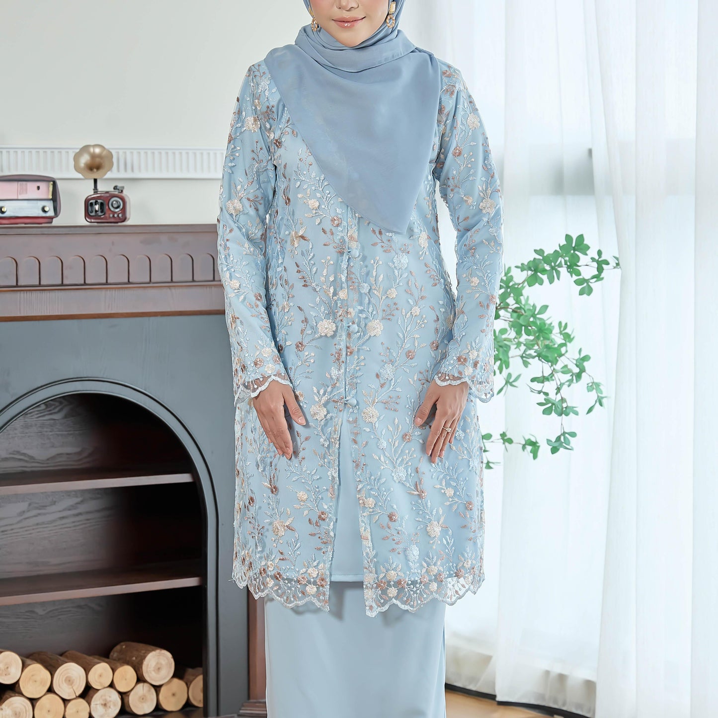 Florelle Kurung