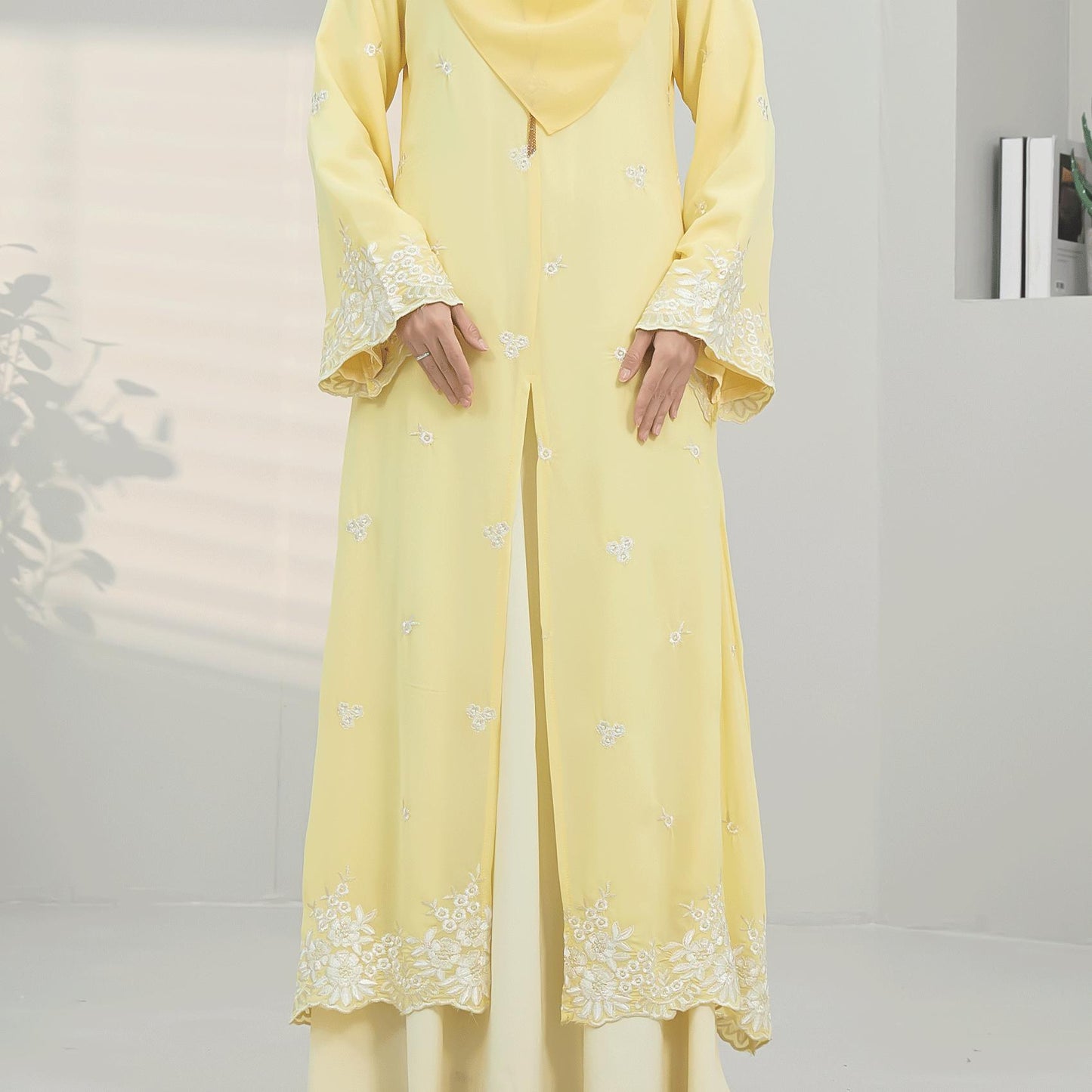 Safwa Abaya