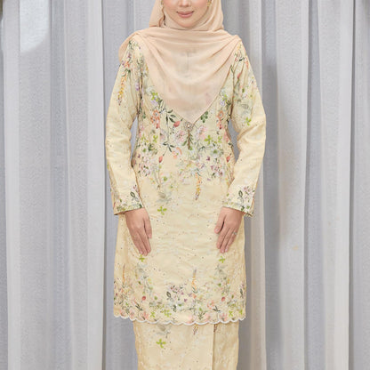 Nalisya Kurung